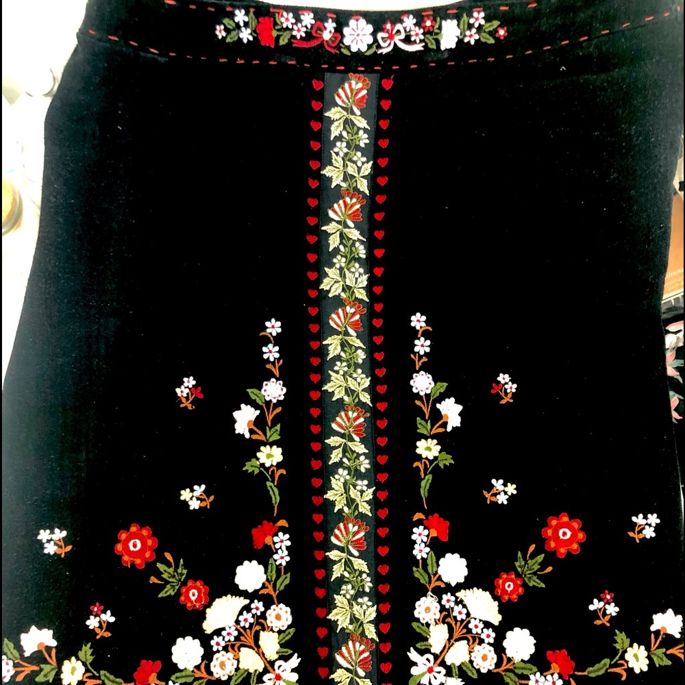Black embroidered skirt